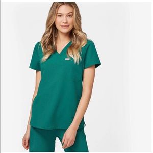 Figs Catarina scrub top